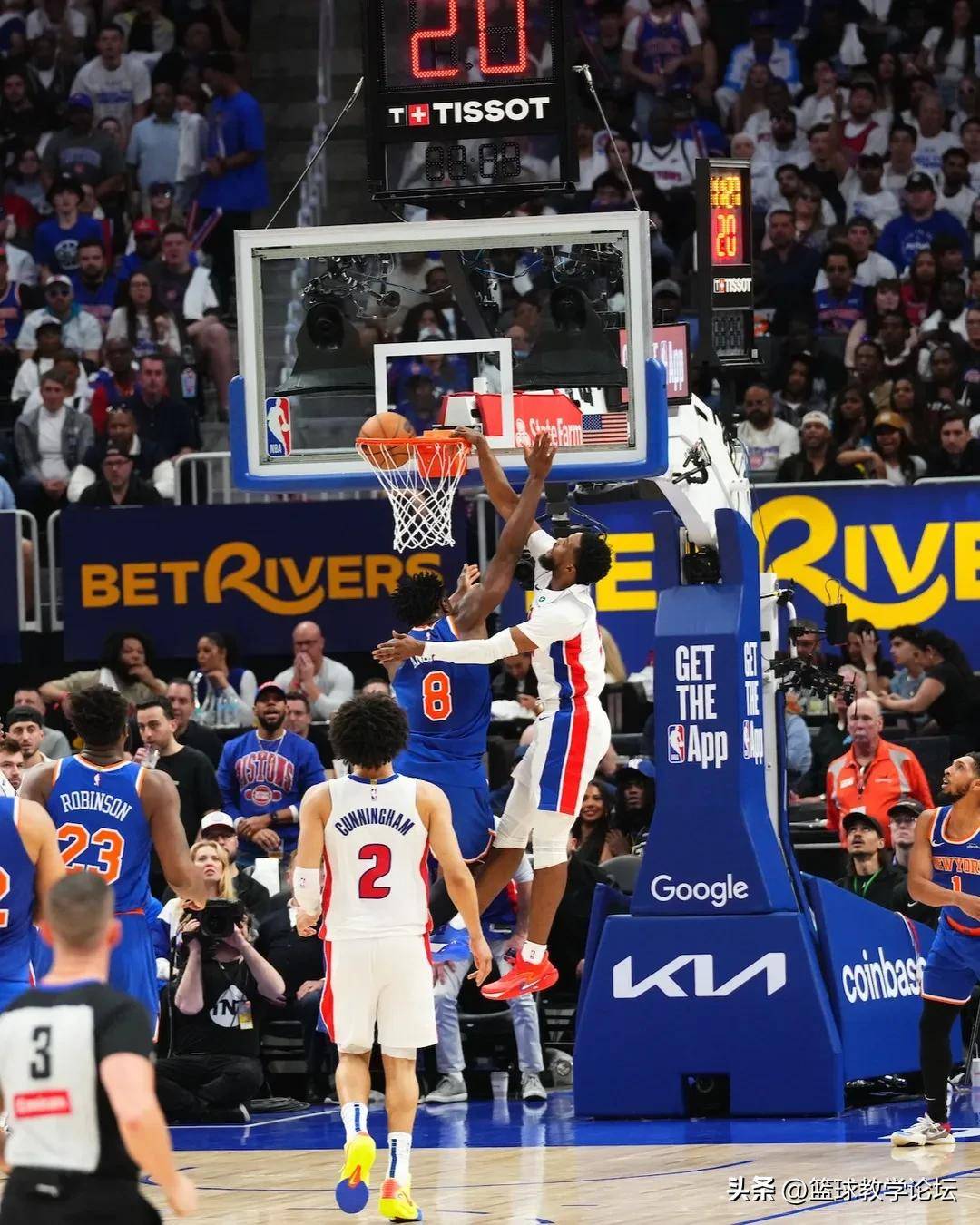 包含窗口期NBA季后赛焦点战，圣安东尼奥马刺完成篮板制胜，态度坚定，细节决定成败的词条