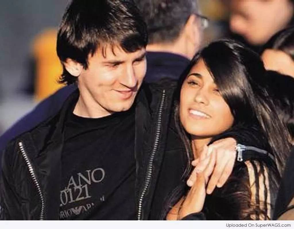 巴塞罗那内部会议纪要流出:集结日手感冰凉,世预赛使命明确,球队文化被再次提及的简单介绍 巴塞罗那内部会议纪要流出:集结日手感冰凉,世预赛使命明确,球队文化被再次提及的简单介绍