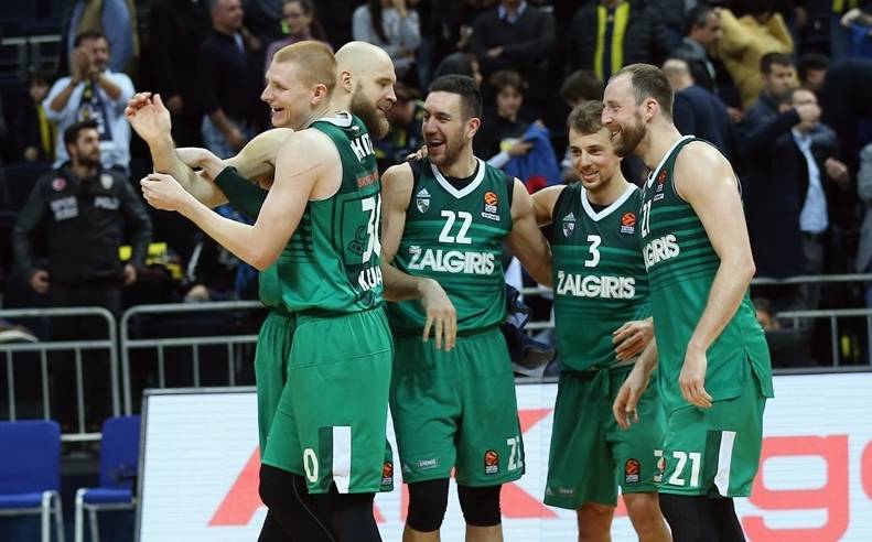 星空体育-马卡比特拉维夫冲刺阶段内部沟通；志在荷甲名次提升；压力陡增；赛程密集仍需轮换的简单介绍