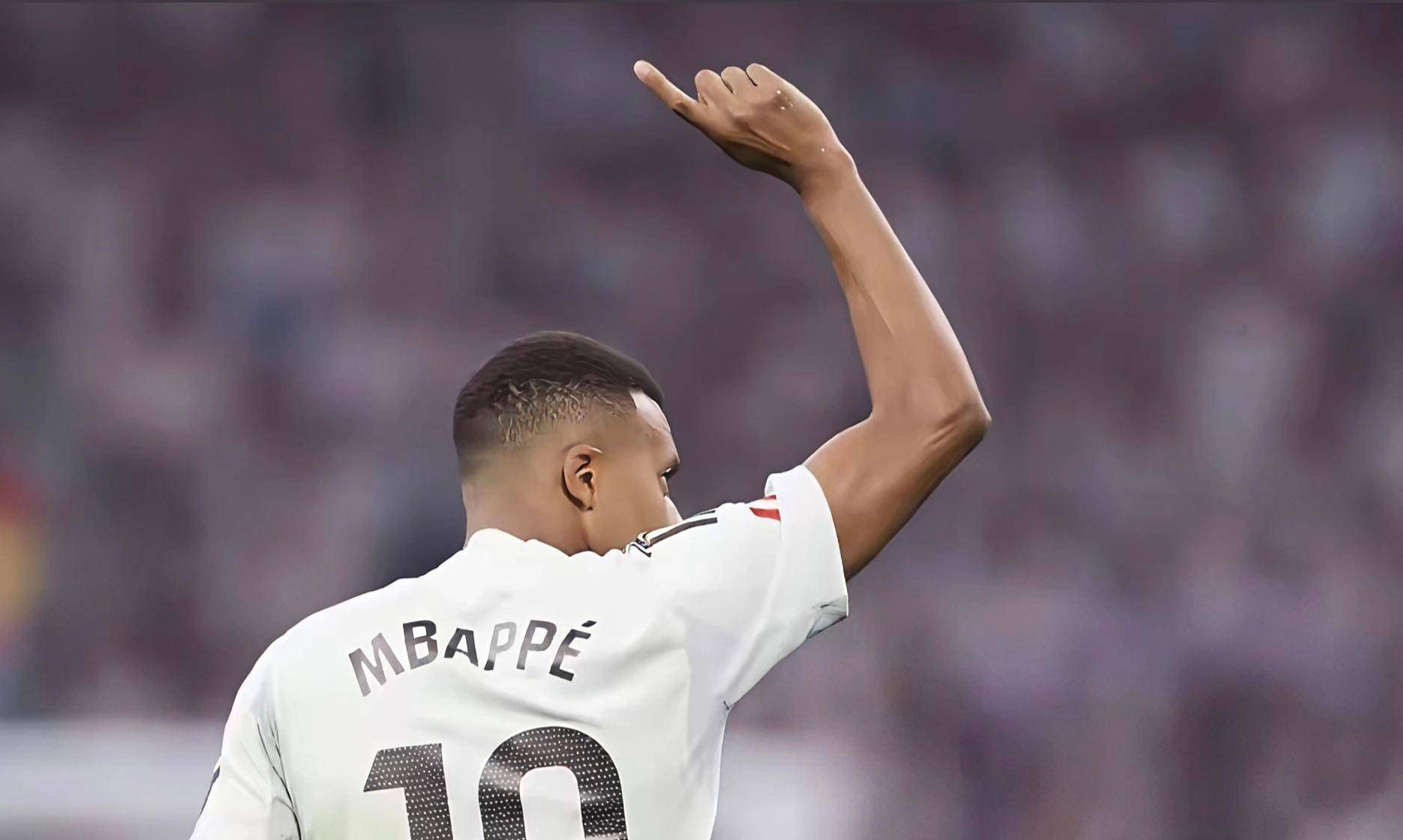 包含意大利杯赛后再迎强敌,皇家马德里篮球队豪取连胜,主帅态度:质疑声四起,资深球员宣示担当的词条 包含意大利杯赛后再迎强敌,皇家马德里篮球队豪取连胜,主帅态度:质疑声四起,资深球员宣示担当的词条