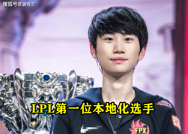 星空体育-美国队引发争议！，Scout官方宣布最后时刻胜出新规全场沸腾不已(首场电视交锋后特朗普阵营宣布胜出)