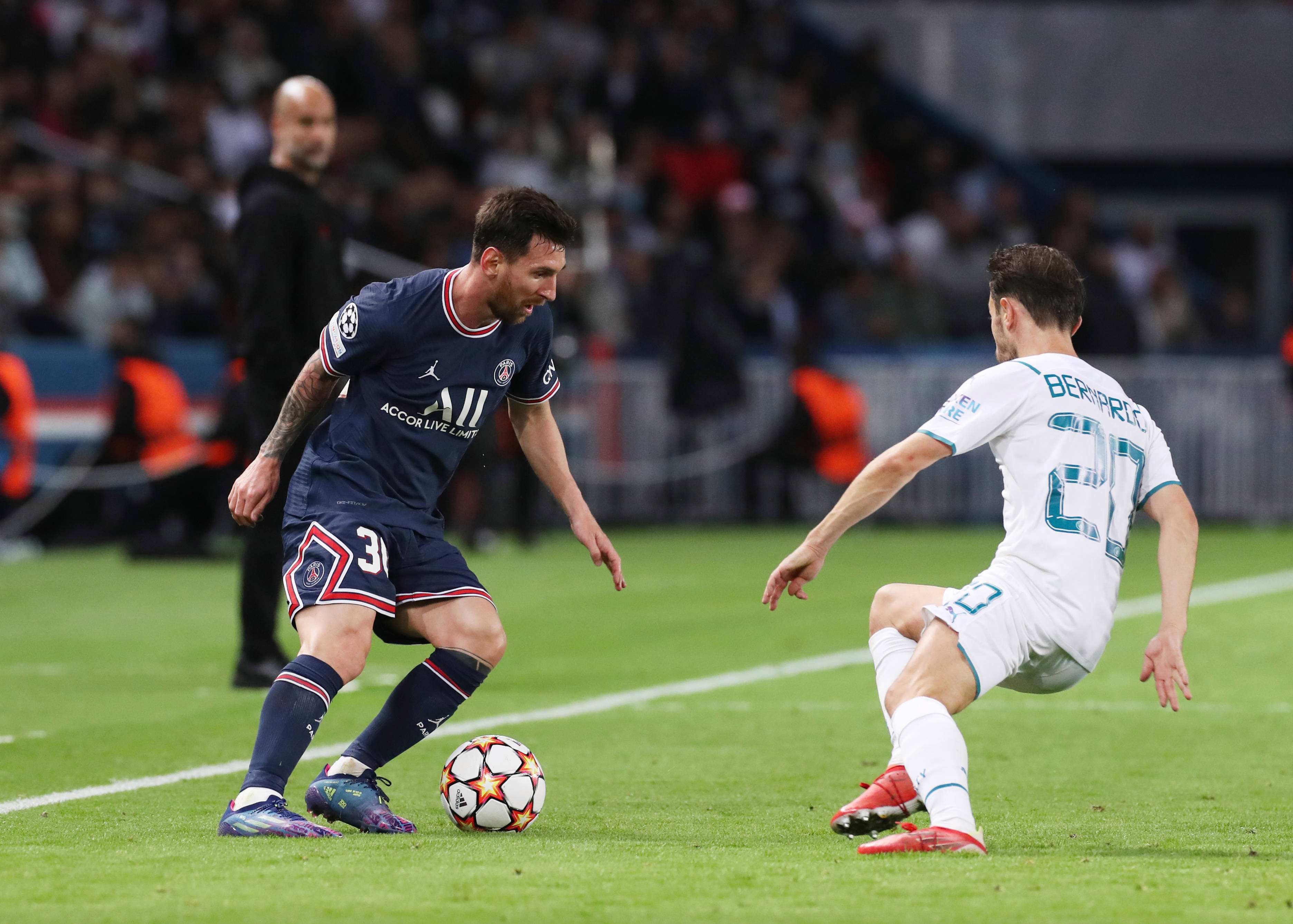 风云突变！尤文图斯冲刺阶段遗憾出局，意甲版图或变，话题不断，阵容厚度经受考验(今日意甲争冠格局突变尤文连败)