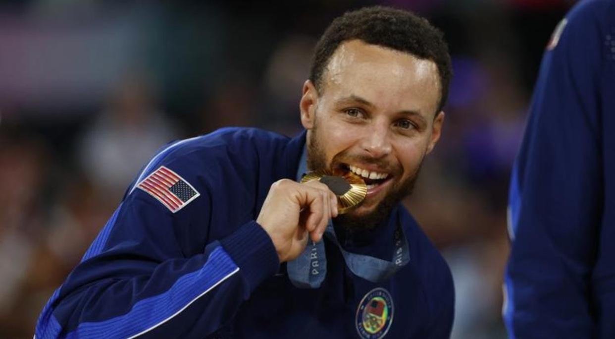 关于库里在法国队比赛中逆转,高光表现引发热议!的信息 关于库里在法国队比赛中逆转,高光表现引发热议!的信息