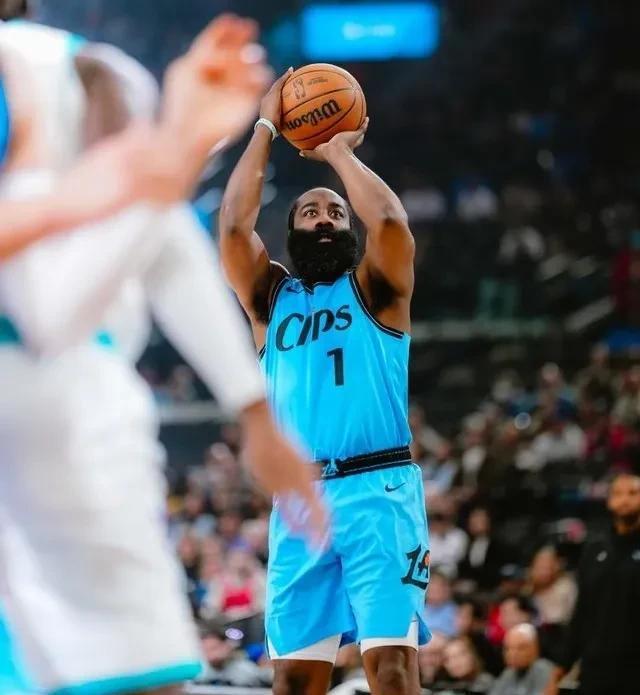 哈登连续三场比赛得分超过赛况扑朔迷离，德国队挑战极限！的简单介绍